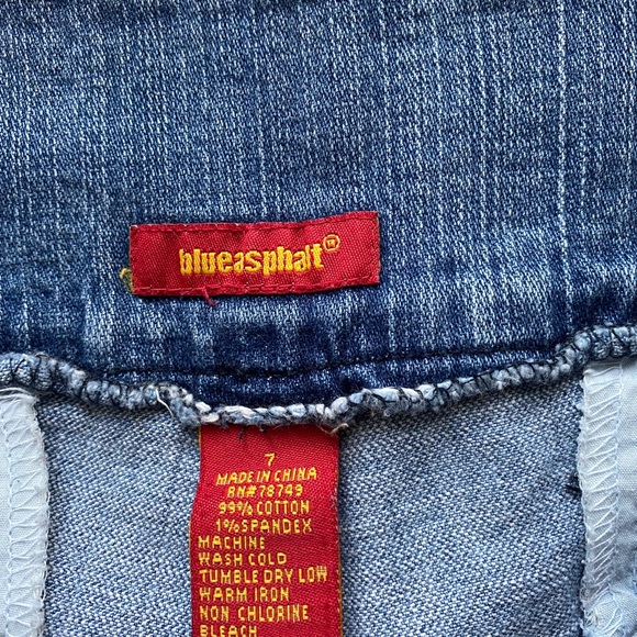 Blue Asphalt Hipster -Low Rise Capri Jeans , Womens Denim Capri Low Rise Jeans - Picture 3 of 15